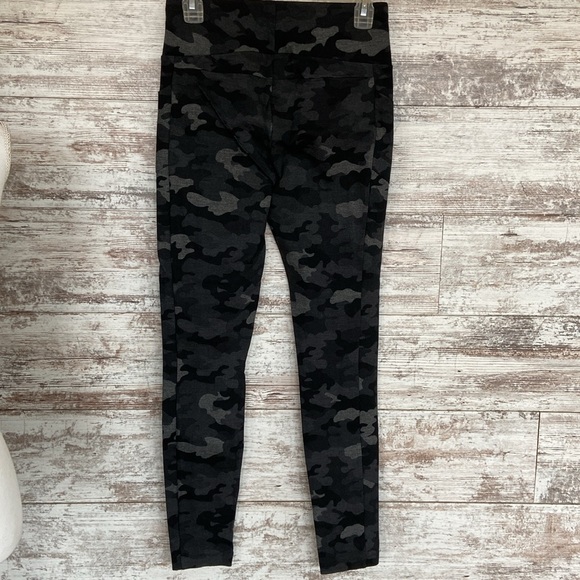 Cabi ATC Legging Never Worn Style 3931 - Picture 4 of 9